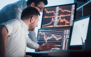 Learning from Professional Forex Traders: Mastering the Market