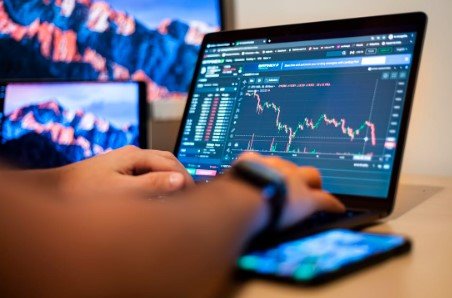 Learning to Trade from Scratch: A Comprehensive Guide for Beginners